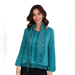 Venti 6 Turquoise Cheetah print Layer Long Sleeve Top with Scarf